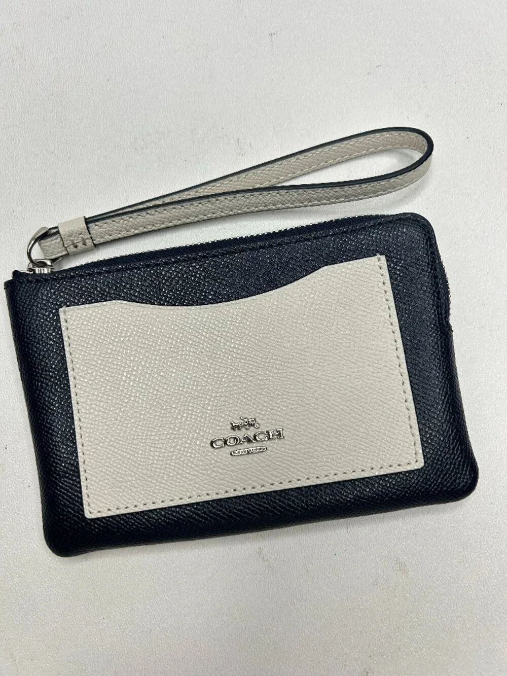 COACH Wristlet F86924 Midnight/Chalk Colorblock